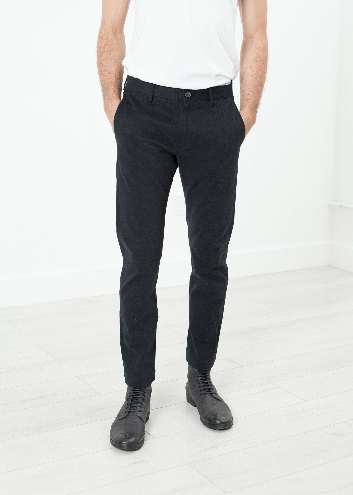 Men's Chino in Black